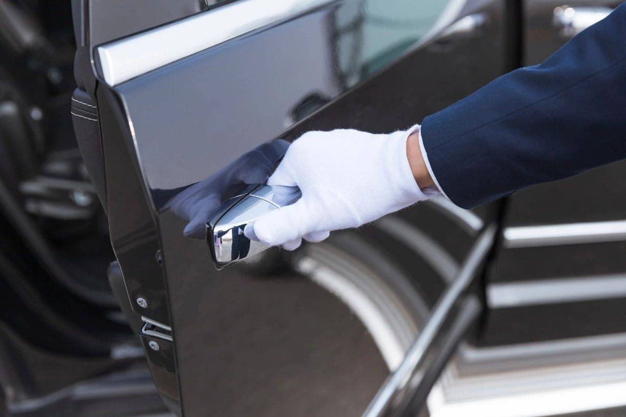 mpv界的王者,礼宾用车怎么少得了"别克gl8"!_搜狐汽车_搜狐网