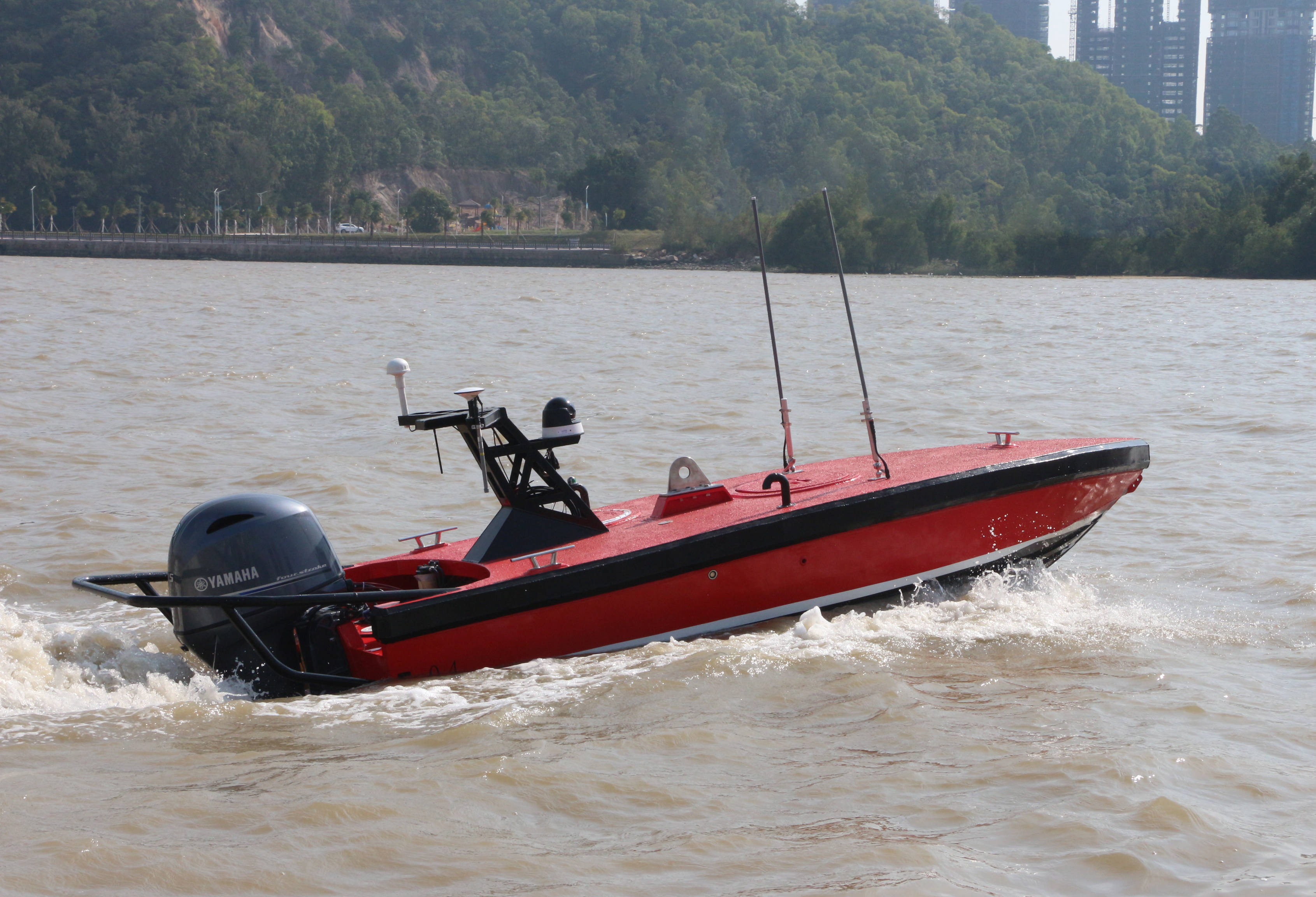 云洲智能7款无人船艇入围公安部警用装备采购目录