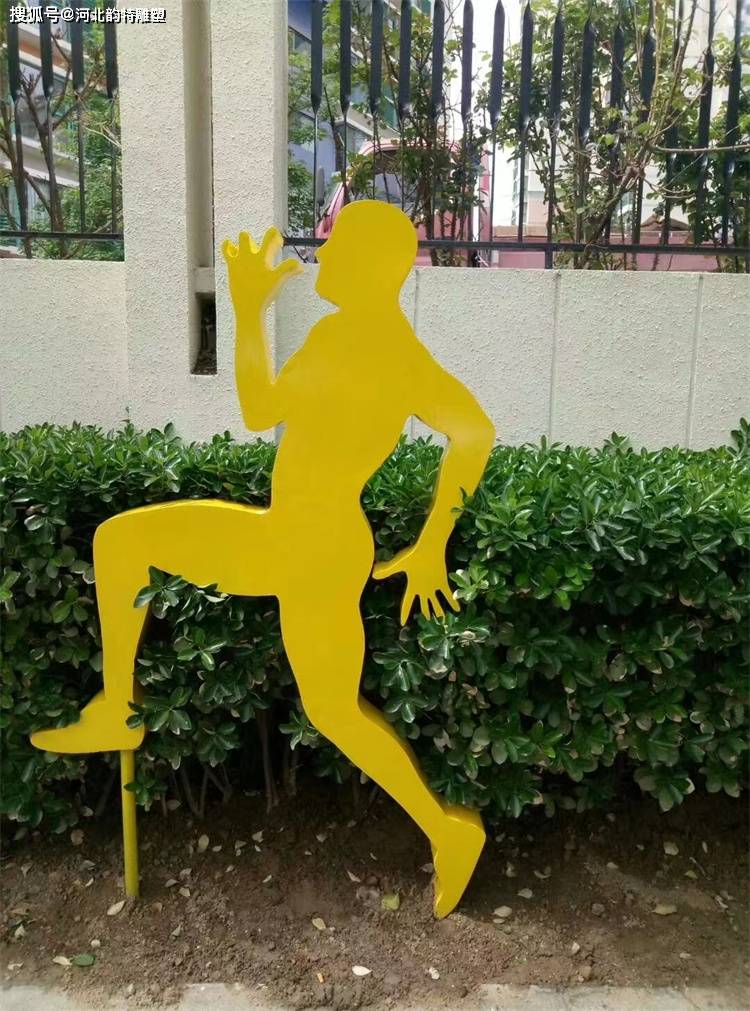 不锈钢打球人物雕塑体育运动主题雕塑