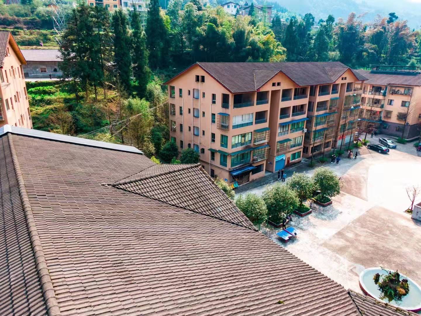 四面山5.8万避暑房 归燕华轩