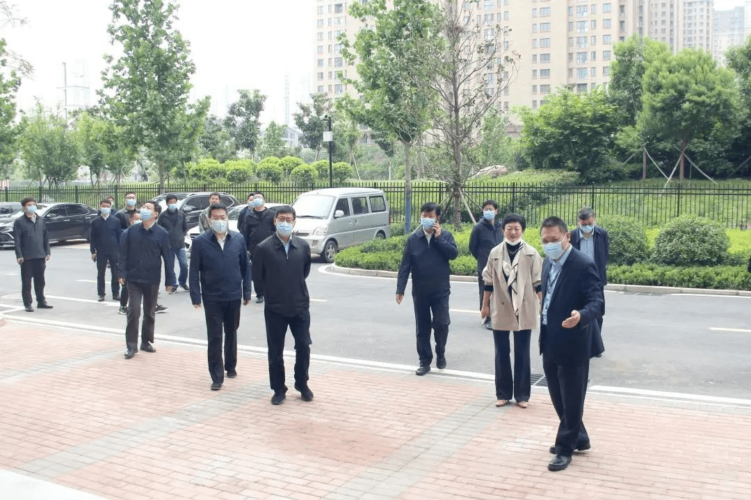 郑州市副市长史占勇一行莅临方圆检测认证公司考察调研