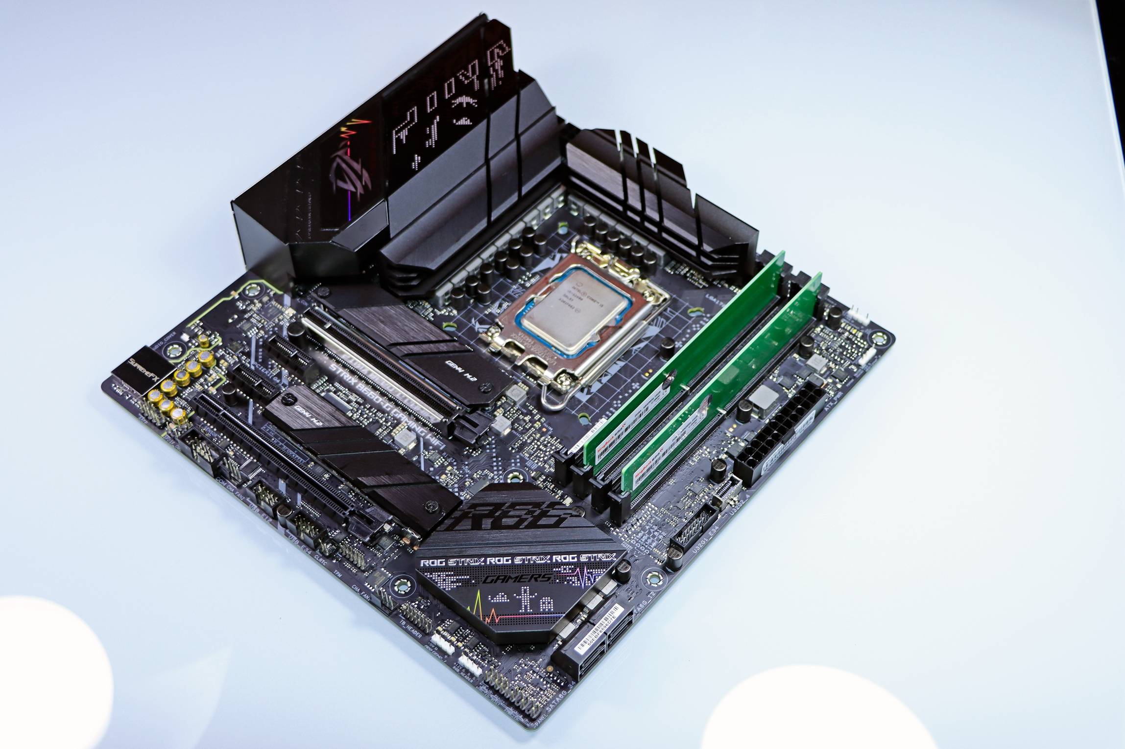 华硕 rog b660-g 整机实战非 k 超频_主板_供电_接口