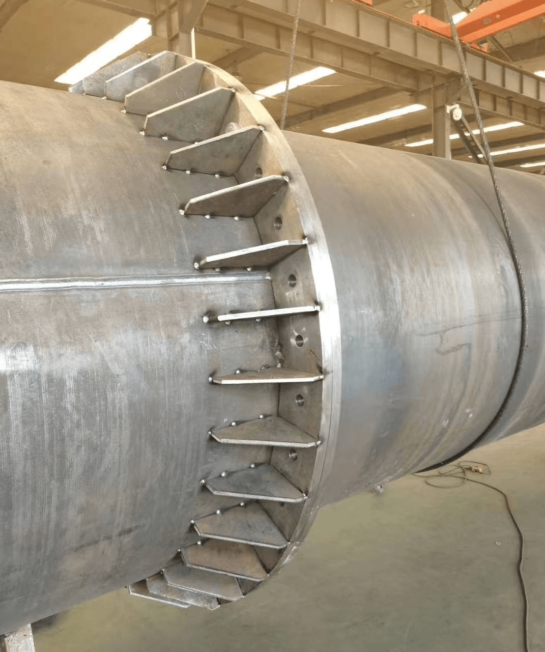 套筒自立式钢烟囱的特点介绍你知道玻璃钢烟囱法兰是什么吗