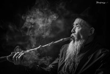 知名摄影家朱青作品《往事如烟 Past as smoke》获多项国际大奖