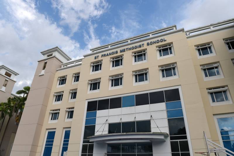 新加坡圣法兰西斯中学怎么样新加坡圣法兰西斯学校很好,学校旨在最大