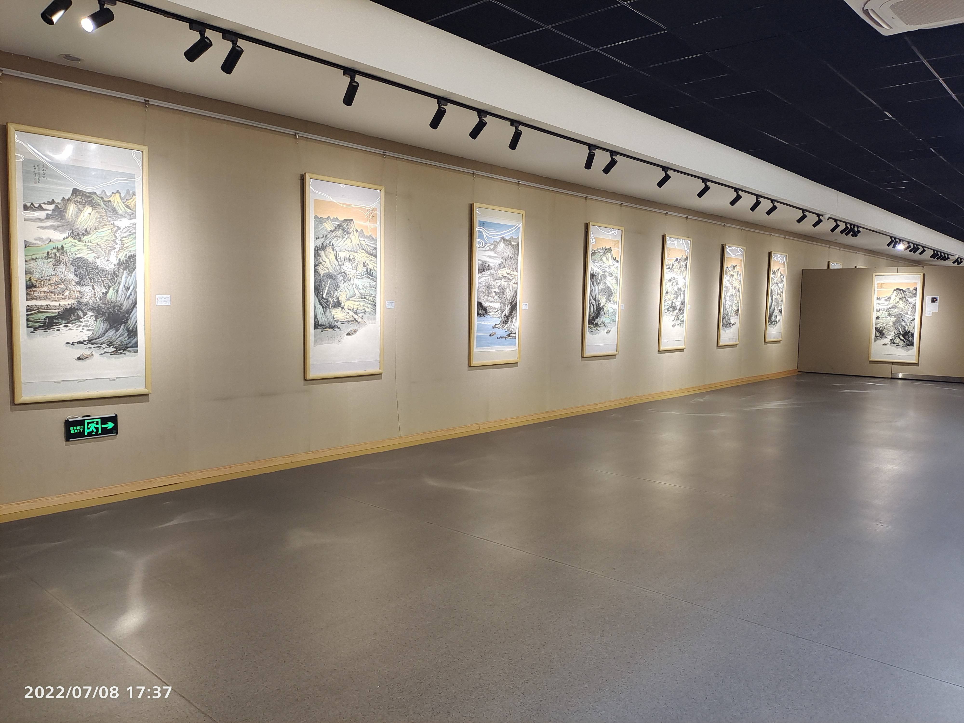 丹青化境牛头画社当代中国画作品展在合肥公麟美术馆隆重开幕