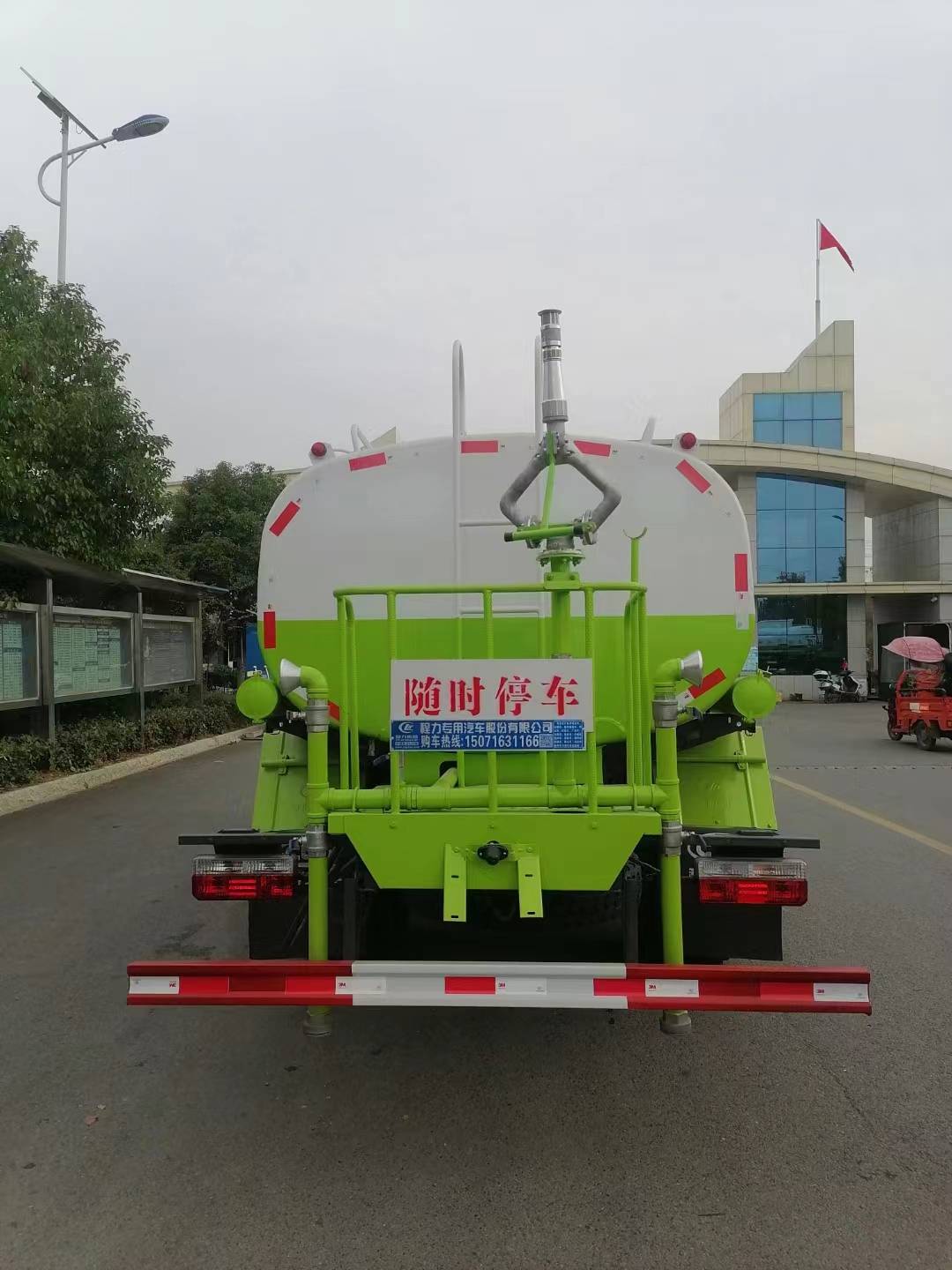 国六12方福瑞卡洒水车,东风洒水车图片合集_搜狐汽车_搜狐网