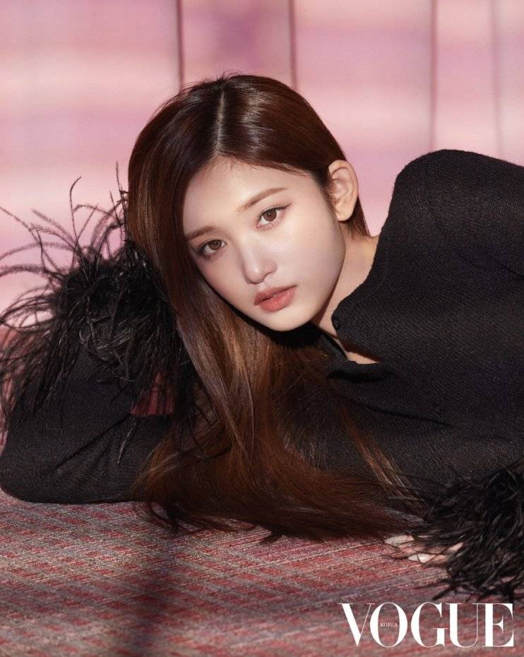 韩国当红女团IVE拍粉黑双色大片 全员黑礼服超美艳-搜狐大视野-搜狐新闻