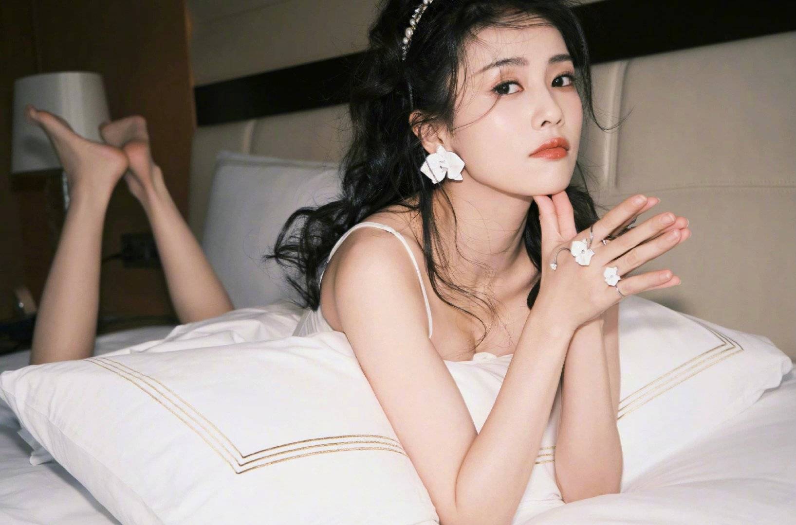 女神白鹿 光脚丫_jiao