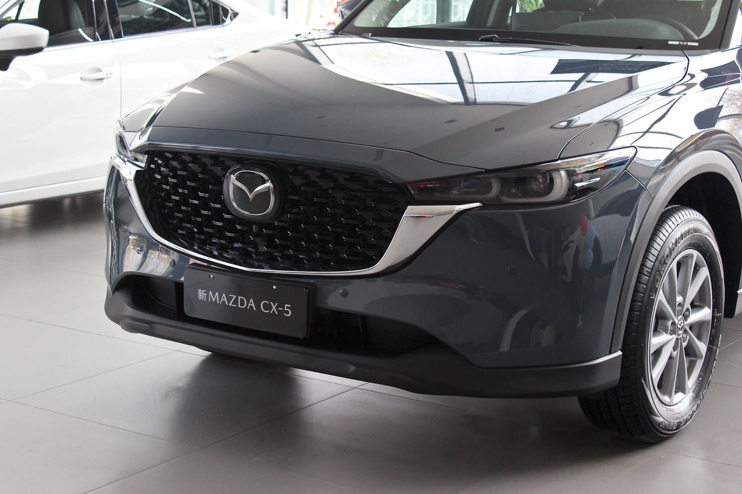 全系降价并推出多重优惠 2022款马自达cx-5到店实拍