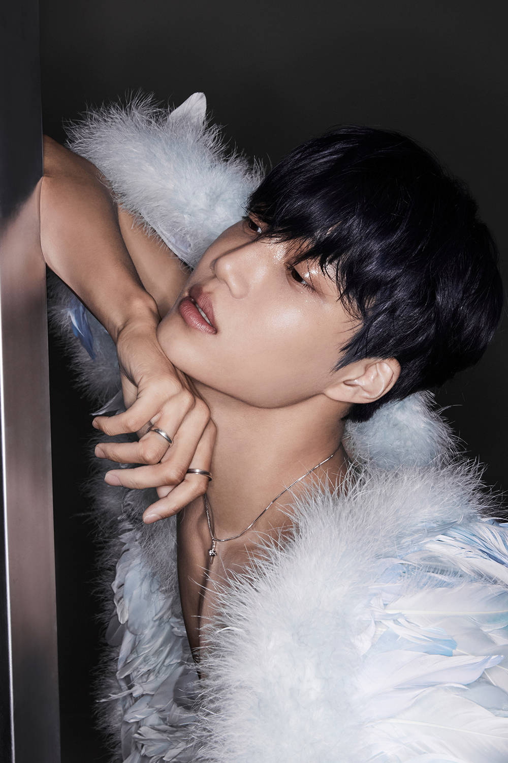 kai将于13日携带迷你3辑《rover》回归!