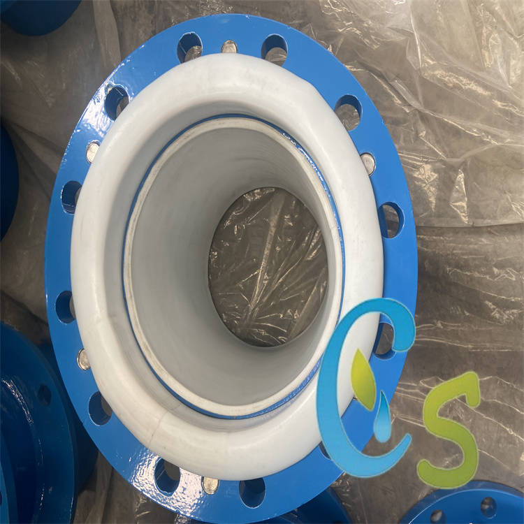 伸缩接头一般是由法兰,短管,中盘,压兰,密封圈,螺栓螺母组成,特别适用