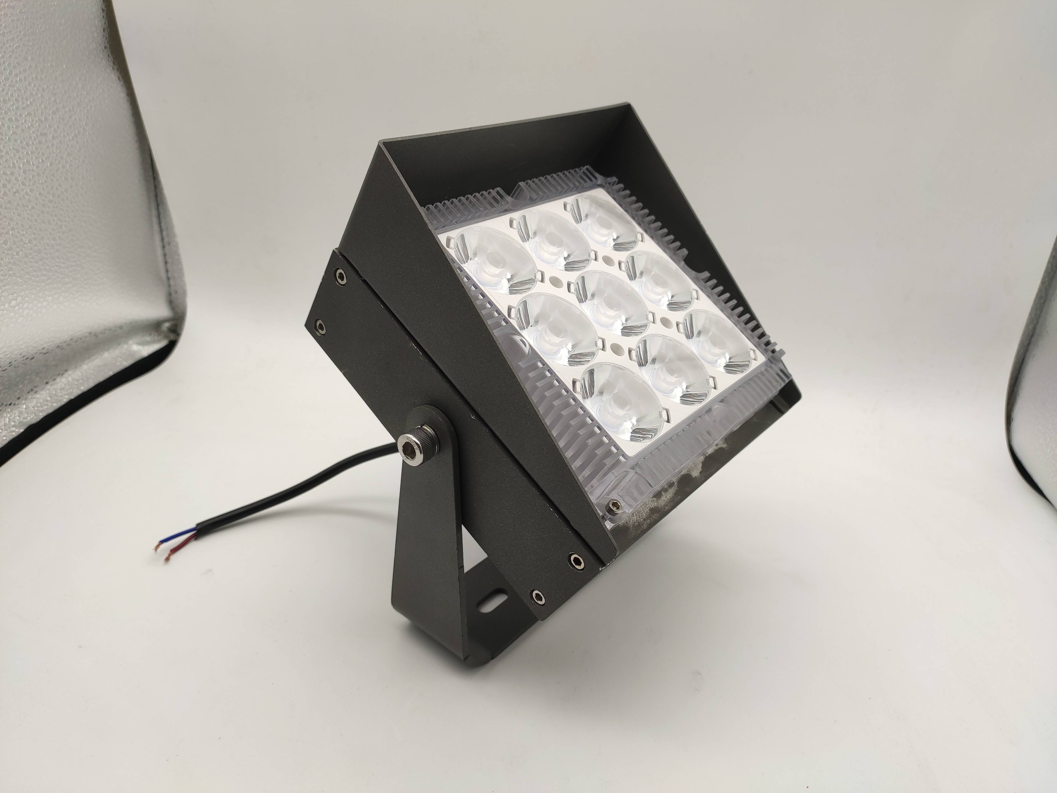 园林亮化灯具小鸟造型的射灯,石头造型的投光灯,一束光投光灯