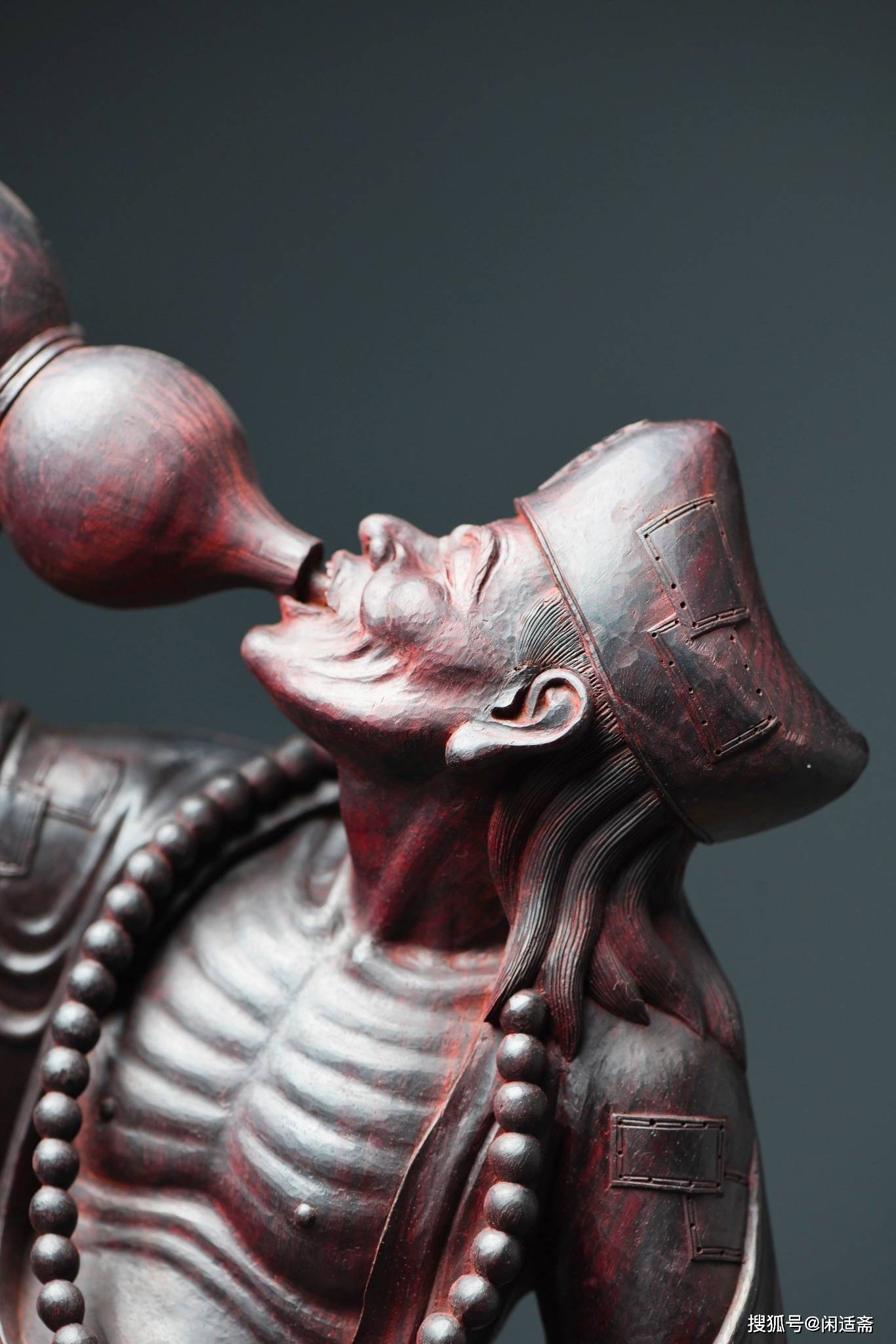 行善积德,小叶紫檀木雕,活佛济公_趣味_雕刻_表情