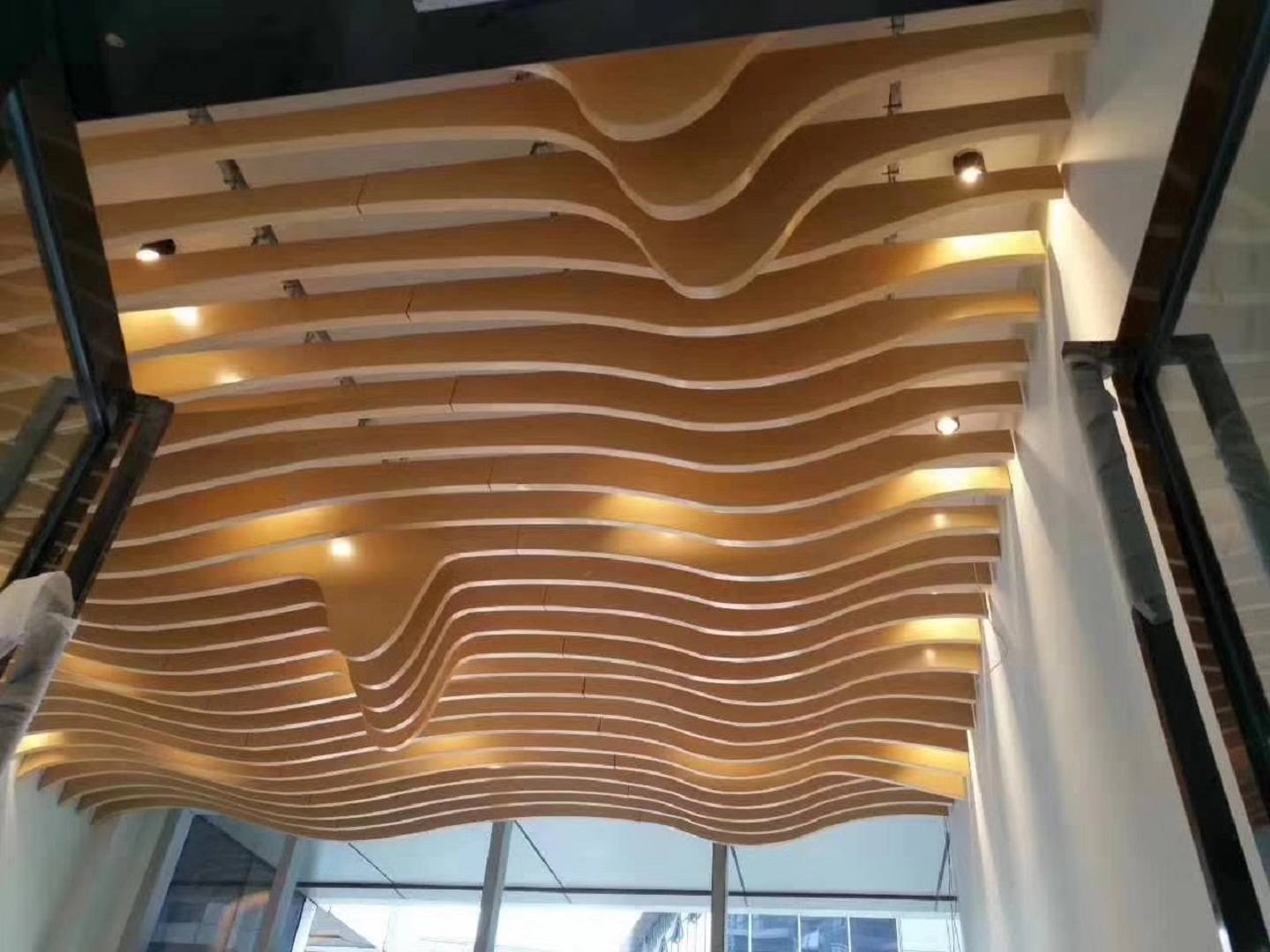 弧形铝方通制作安装厂家_应用_图纸_进行