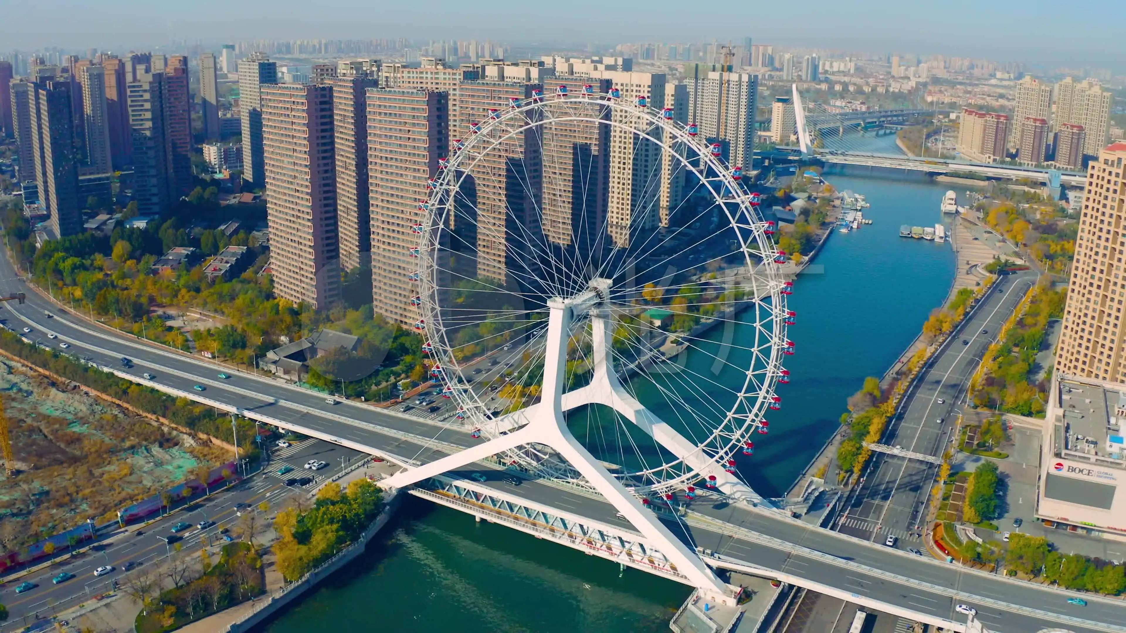 高度达120米,拥有48个透明的封闭式车厢_天津_城市_现代化