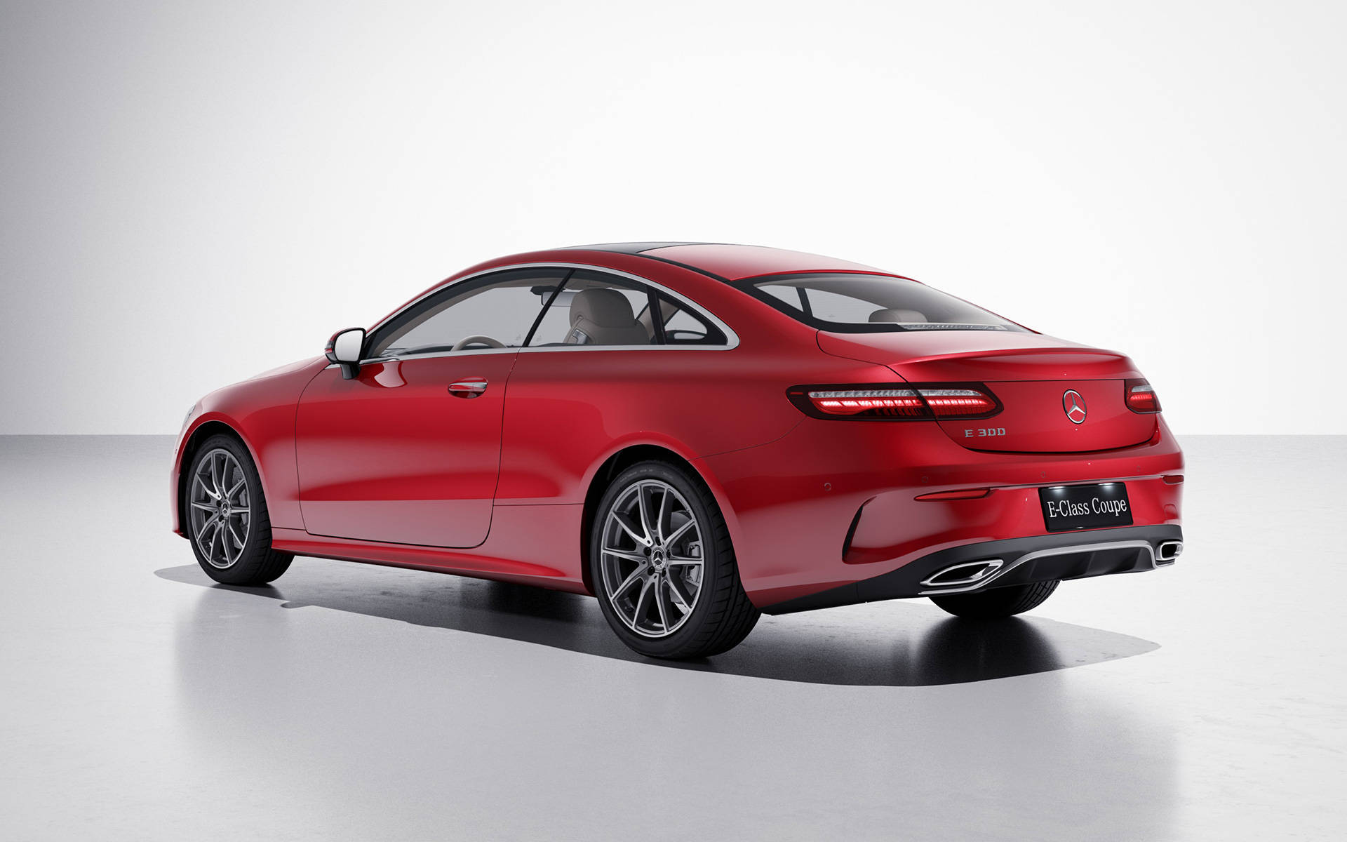 2023款改款奔驰e级轿跑车上市!油耗提升,售价53.1万元起