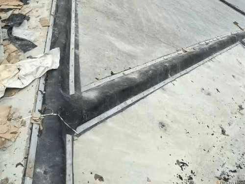 常用的大坝橡胶止水材料的施工_进行_混凝土_填料