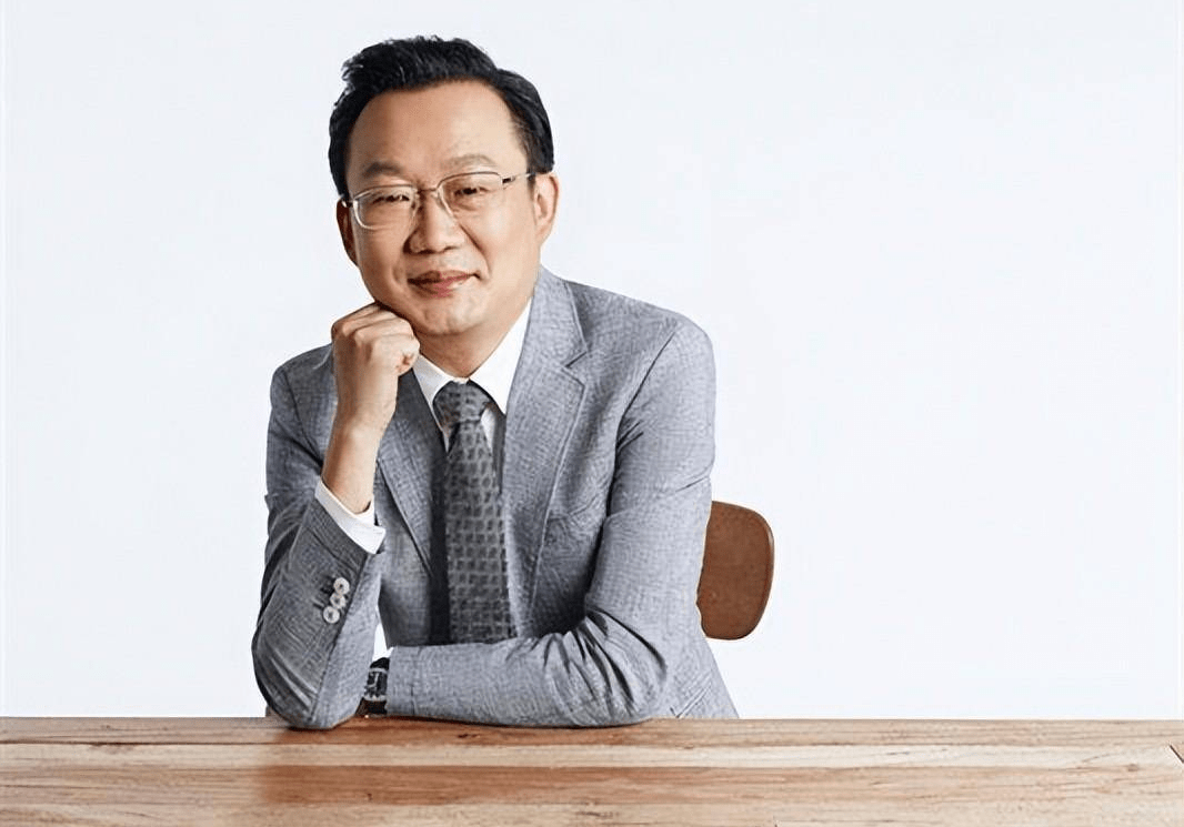 2,九江首富——沈炜(190亿,vivo)李义海,江西南昌人,现任江西济民可信