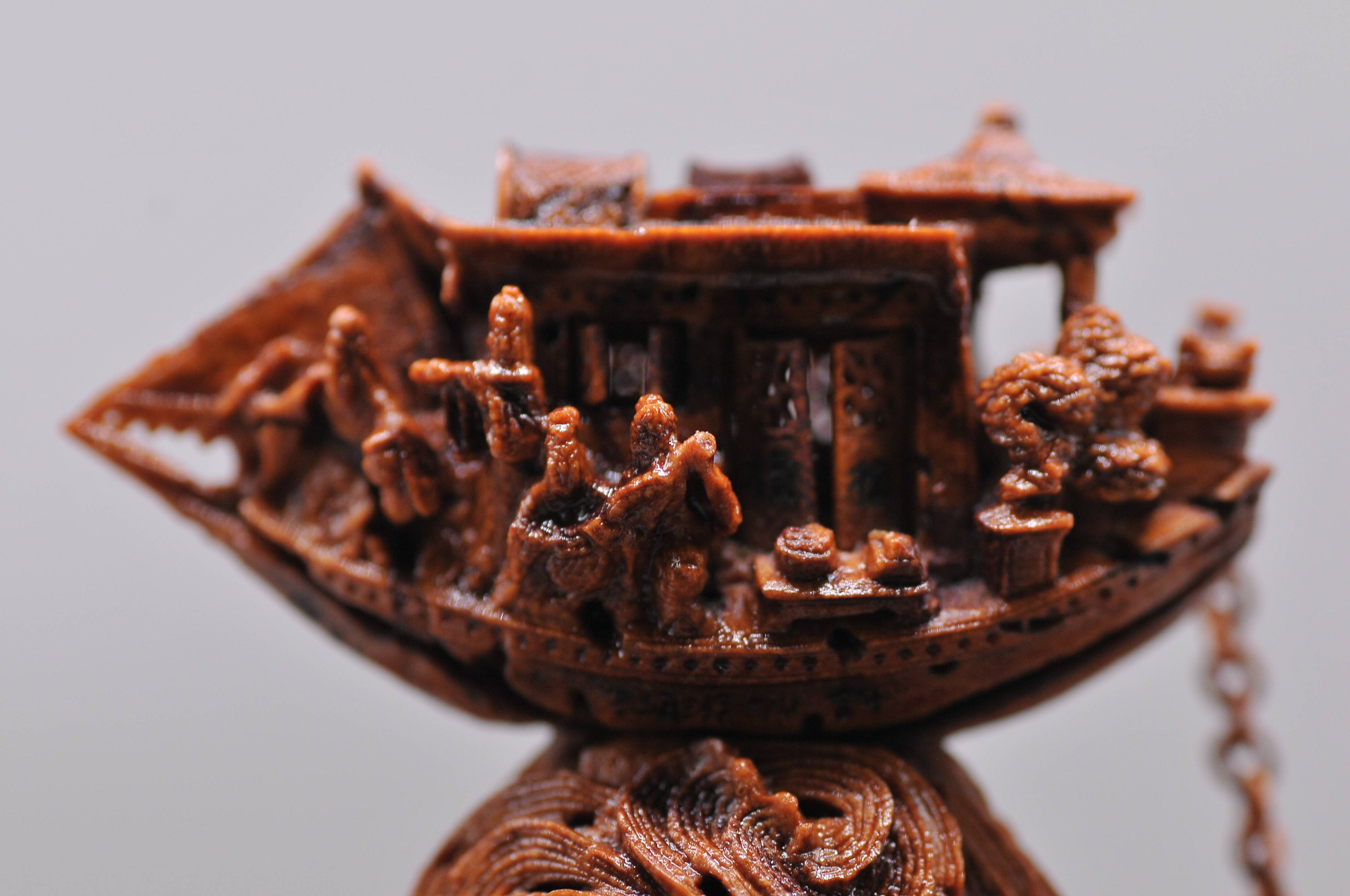 桃核雕刻大师谈栖枫(谈万海)作品-核雕的曙光-搜狐大视野-搜狐新闻