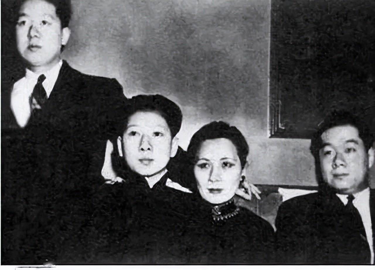 中国首位赴美女留学生:一手缔造家族神话,却养出4个败家子女_宋霭龄