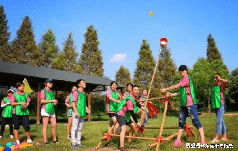 罗马炮架--团建活动_项目_发射_炮弹