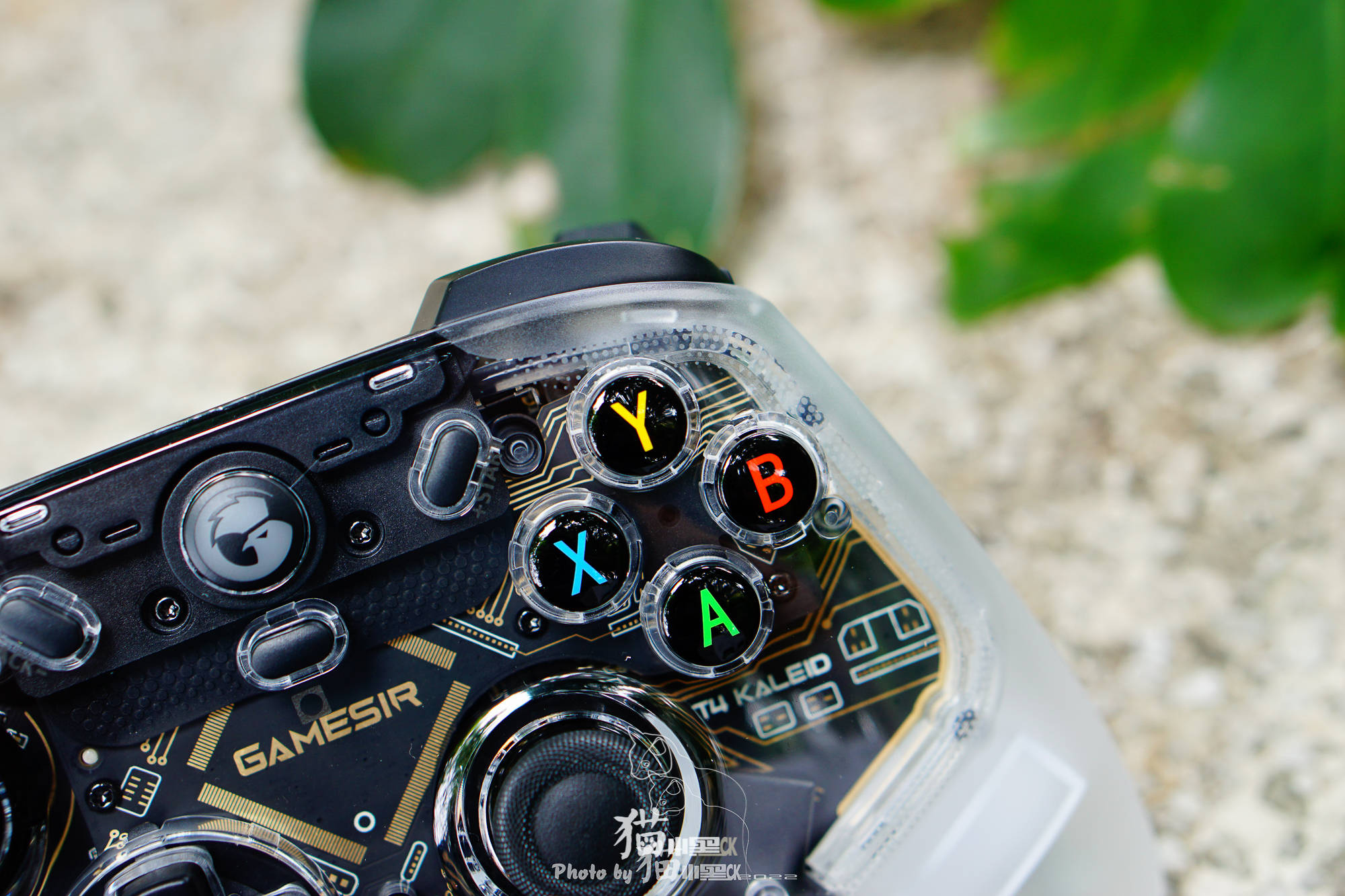 盖世小鸡t4柄幻境手柄"闪亮"登场_游戏_操作_开关