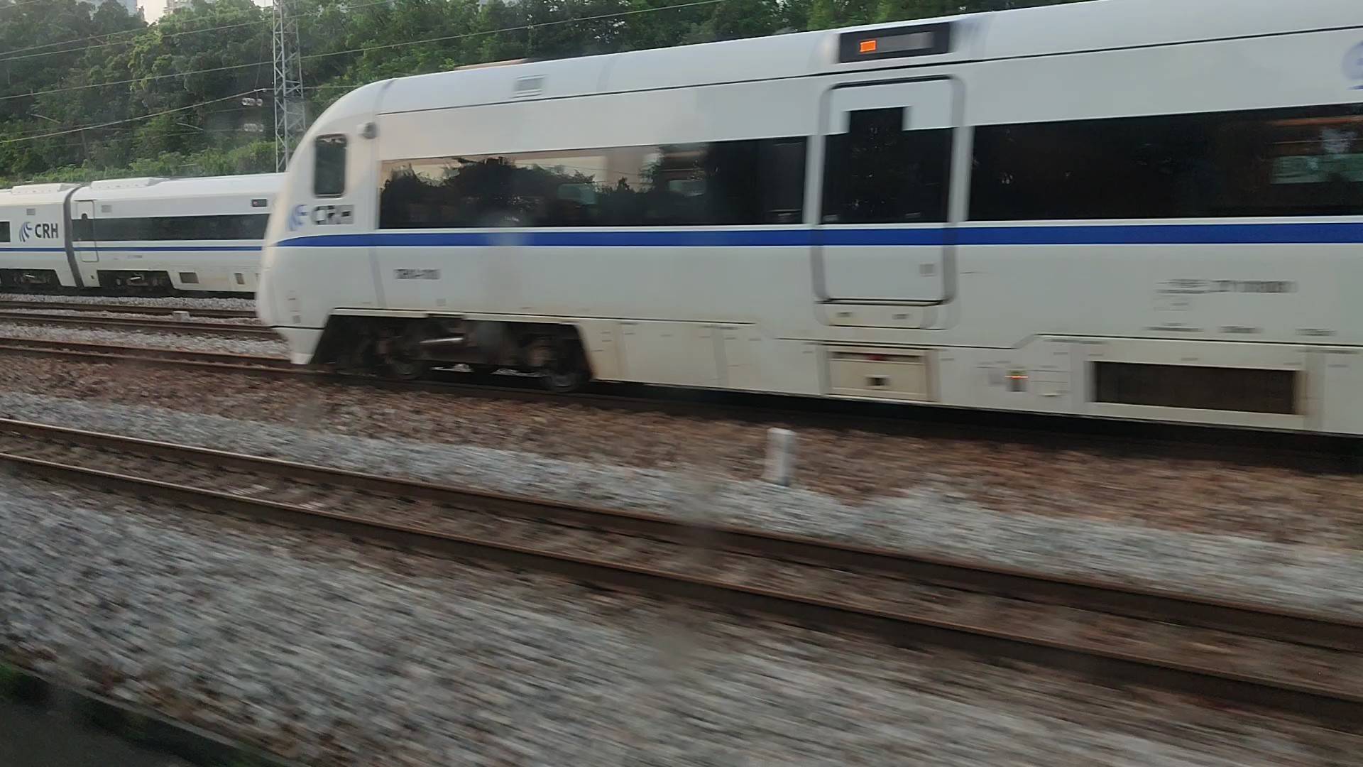 这么多年终于等来了，火车12306网站试行在线自选上中下铺服务-12306上下铺分配原则