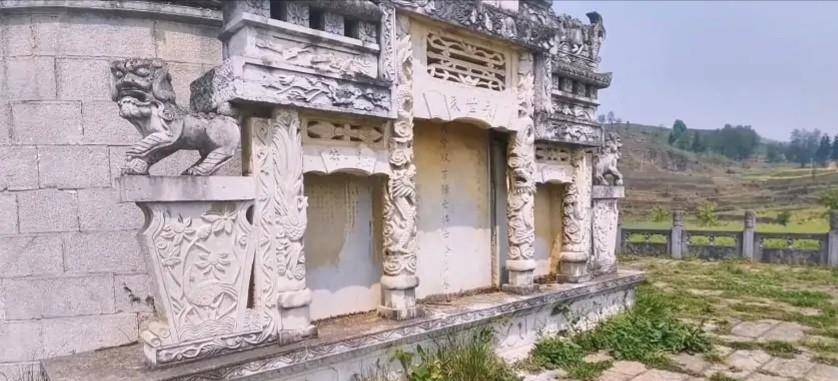 贵州省毕节市织金县万人坟,埋葬的却是水西之役的历史冤魂_吴三桂