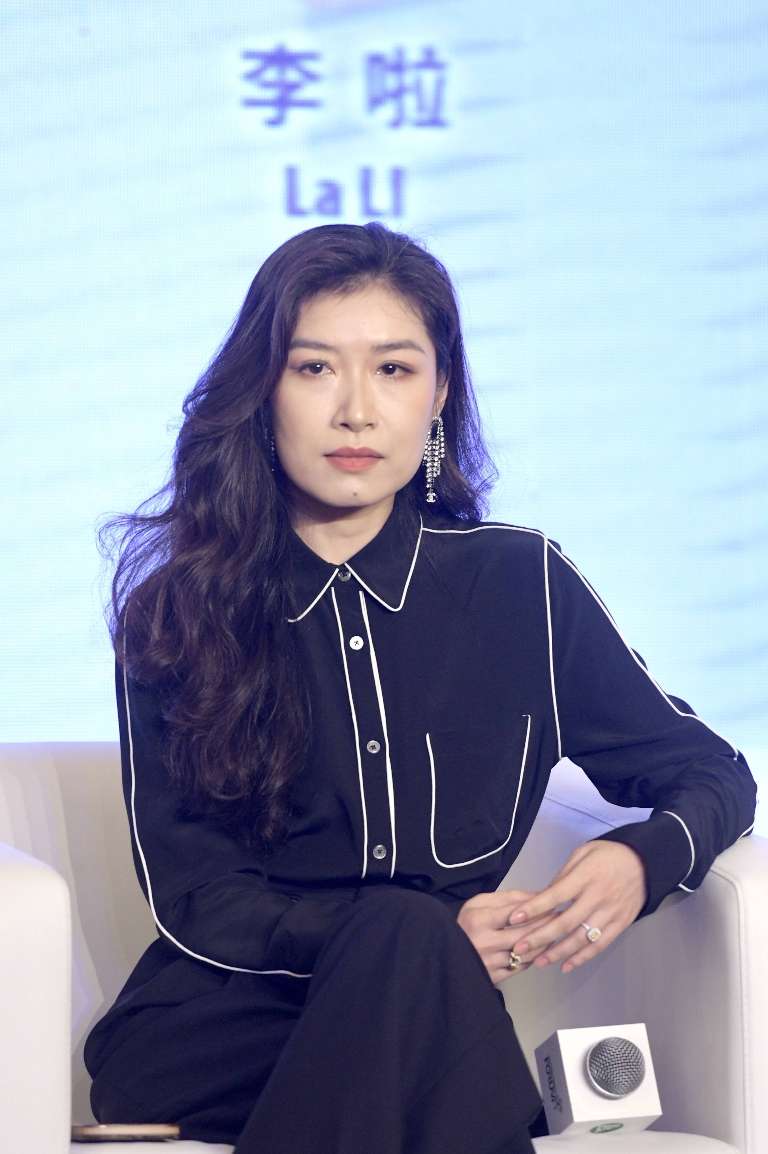 百视tv·融东方首席运营官黄霞提到,微短剧发展已经到了"分水岭",腾讯