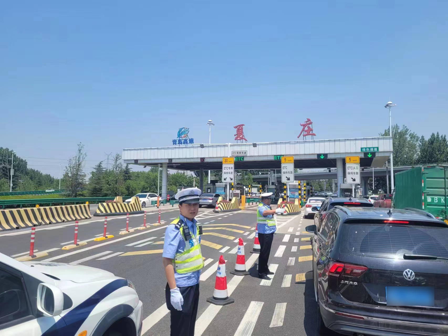 端午假期期间天气以晴天为主,因端午节三天假期期间高速公路正常收费