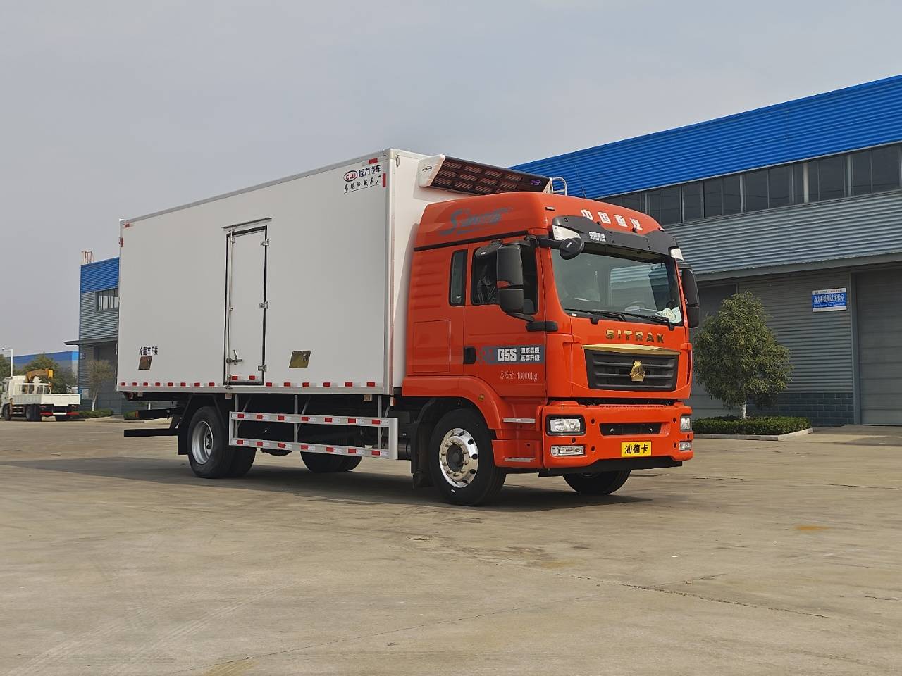 重汽汕德卡新款g5s单桥6.8米冷藏车自动档车型推荐_搜狐汽车_搜狐网