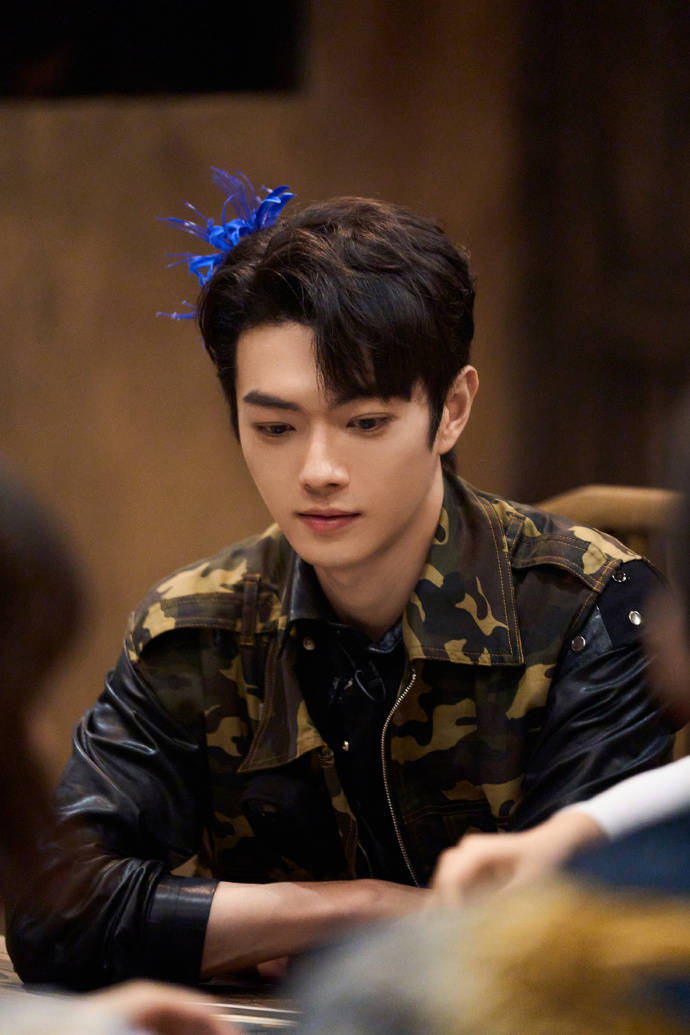 郭麒麟给许凯唱歌助胆_大张伟_毒品_黄明昊