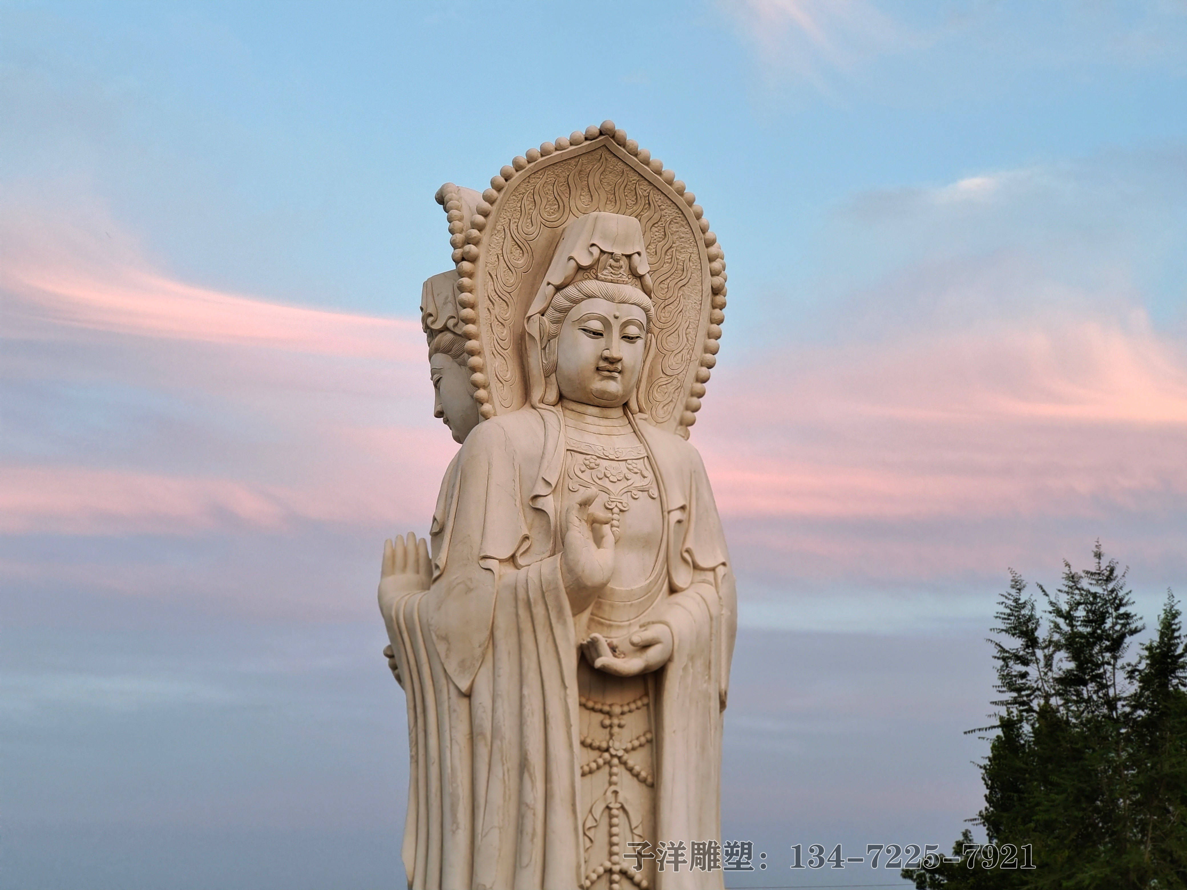 寺庙供奉汉白玉三面观音菩萨石雕像 石雕南海观音菩萨雕像图片欣赏