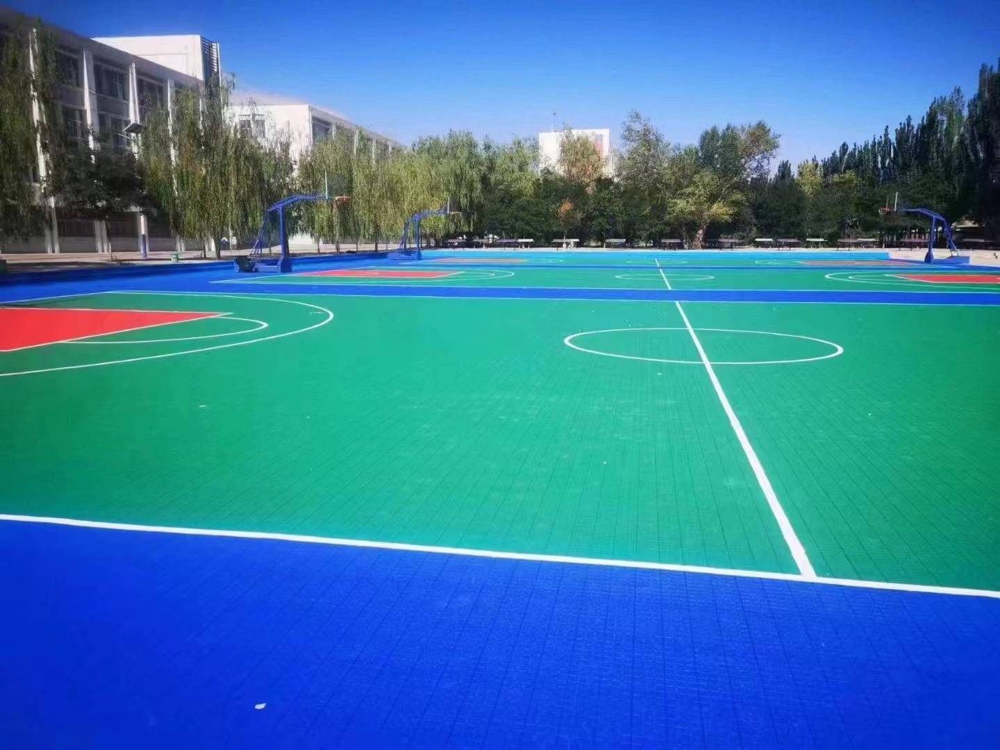 悬浮地板——最佳篮球场运动地板_地面_木质_土质