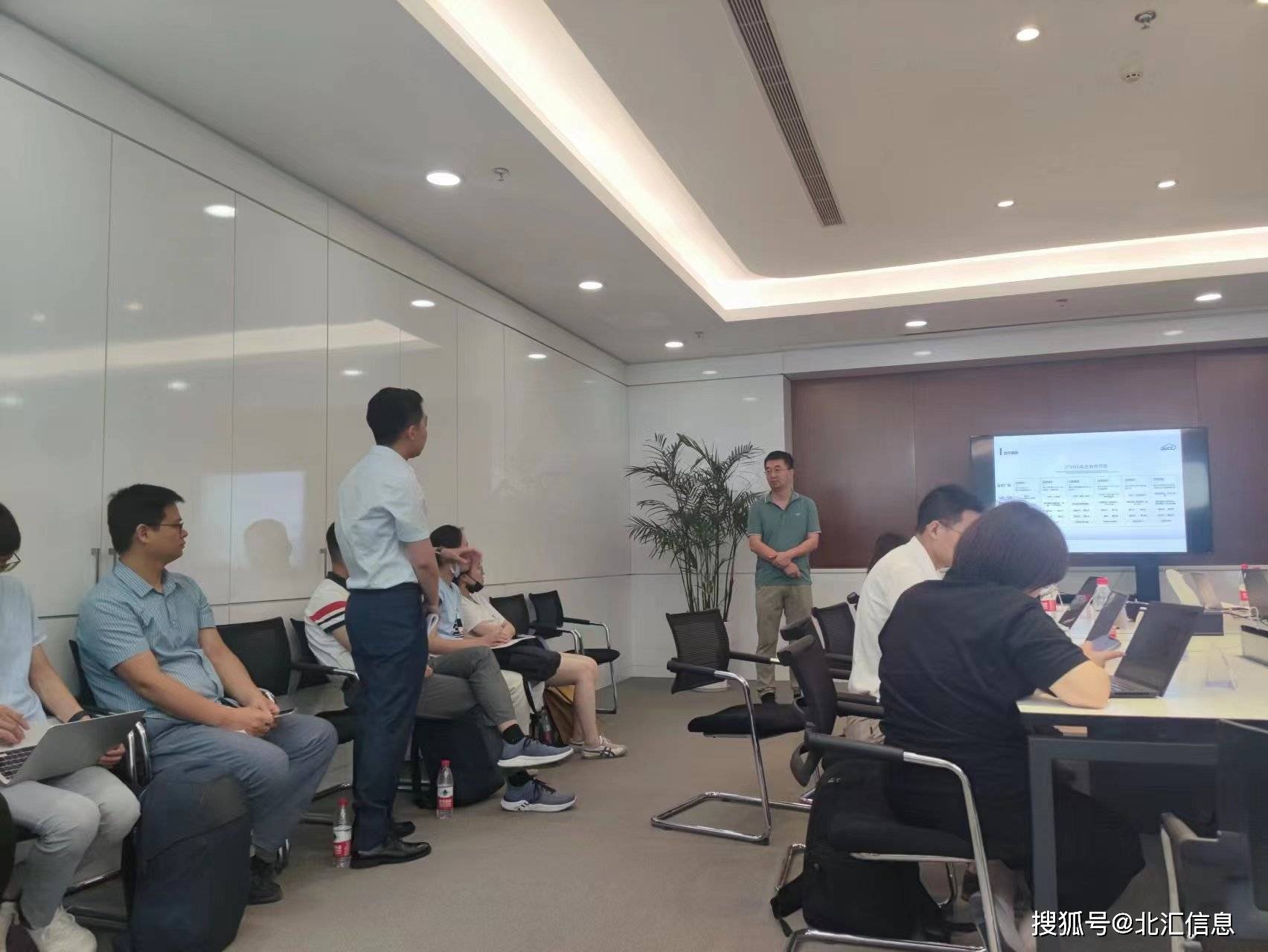 豆瓣平台上观众对这部经典之作的热议与解读