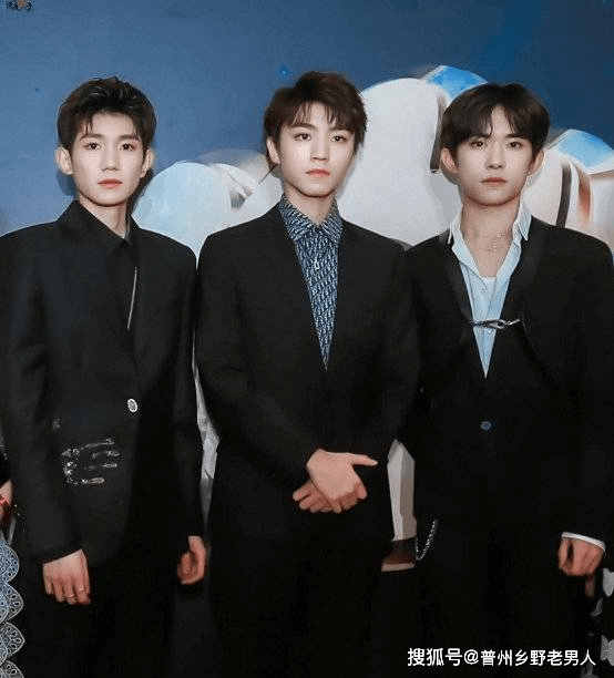 tfboys三人三地,粉丝期待合体_王俊凯_王源_易烊