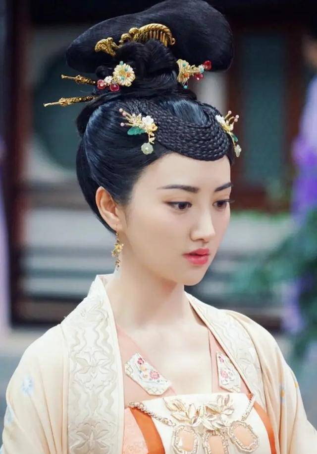 皇后沈珍珠:13岁生下皇子,27岁被丈夫抛弃,4代皇帝寻找她50年_李豫_唐