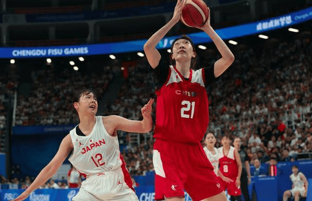 大運會中國女籃奪冠，奪冠獎金曝光，國際籃聯官宣喜訊，球迷沸騰