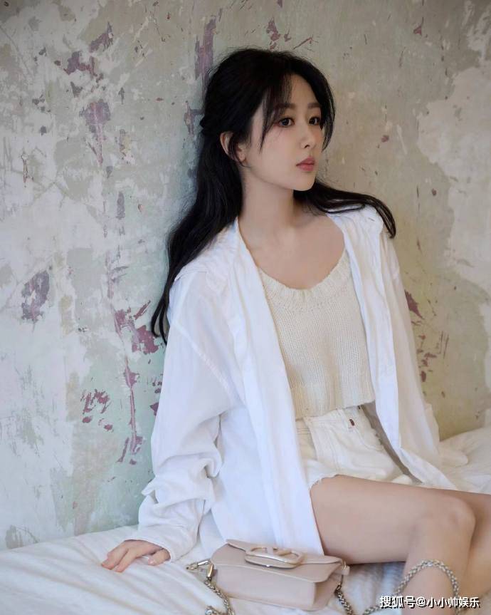 让我惊喜不已的消息——杨紫和魏大勋竟然在《北京女子图鉴》中演夫妻