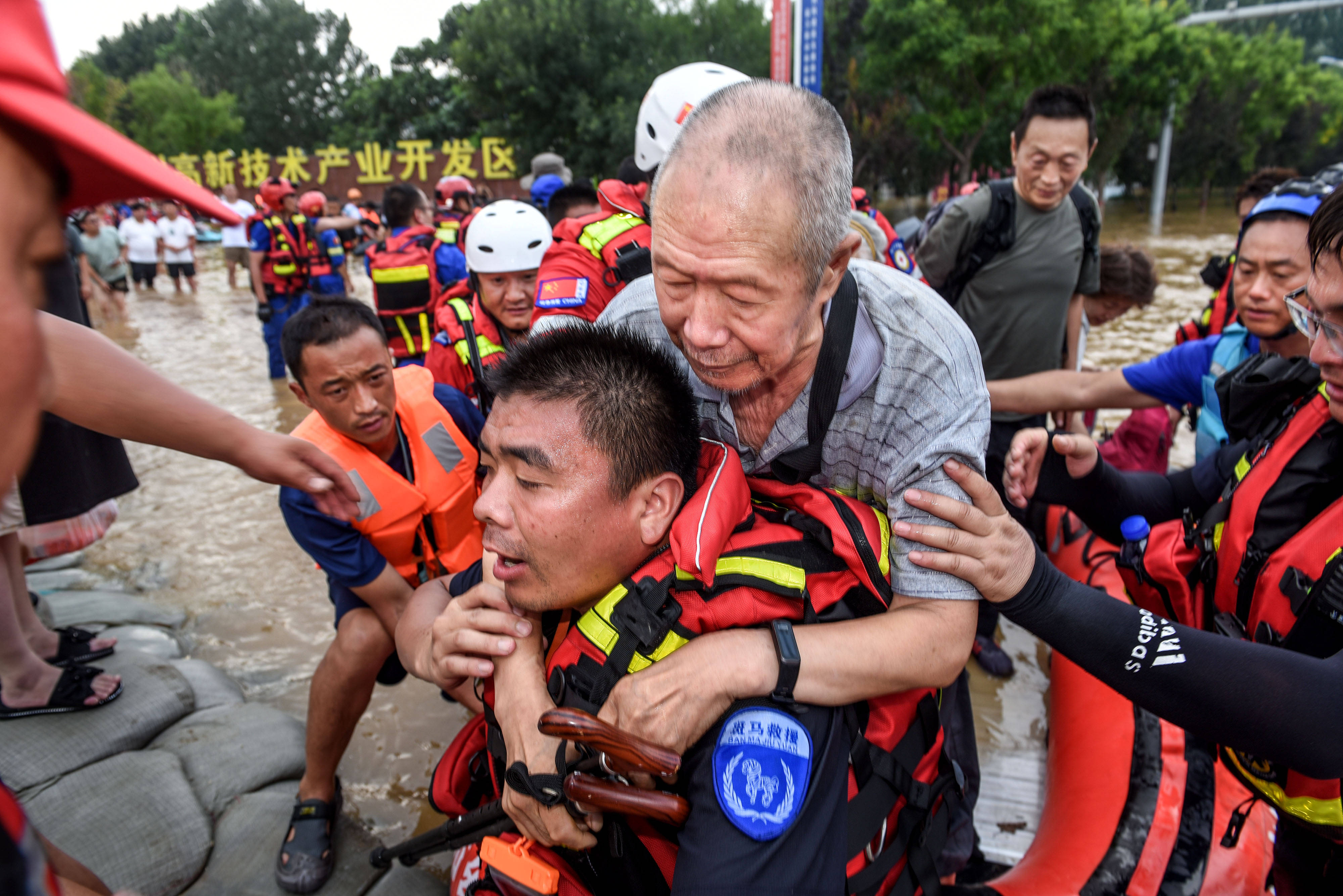 涿州 "抗洪救灾 · 重建家园"摄影记录(九)
