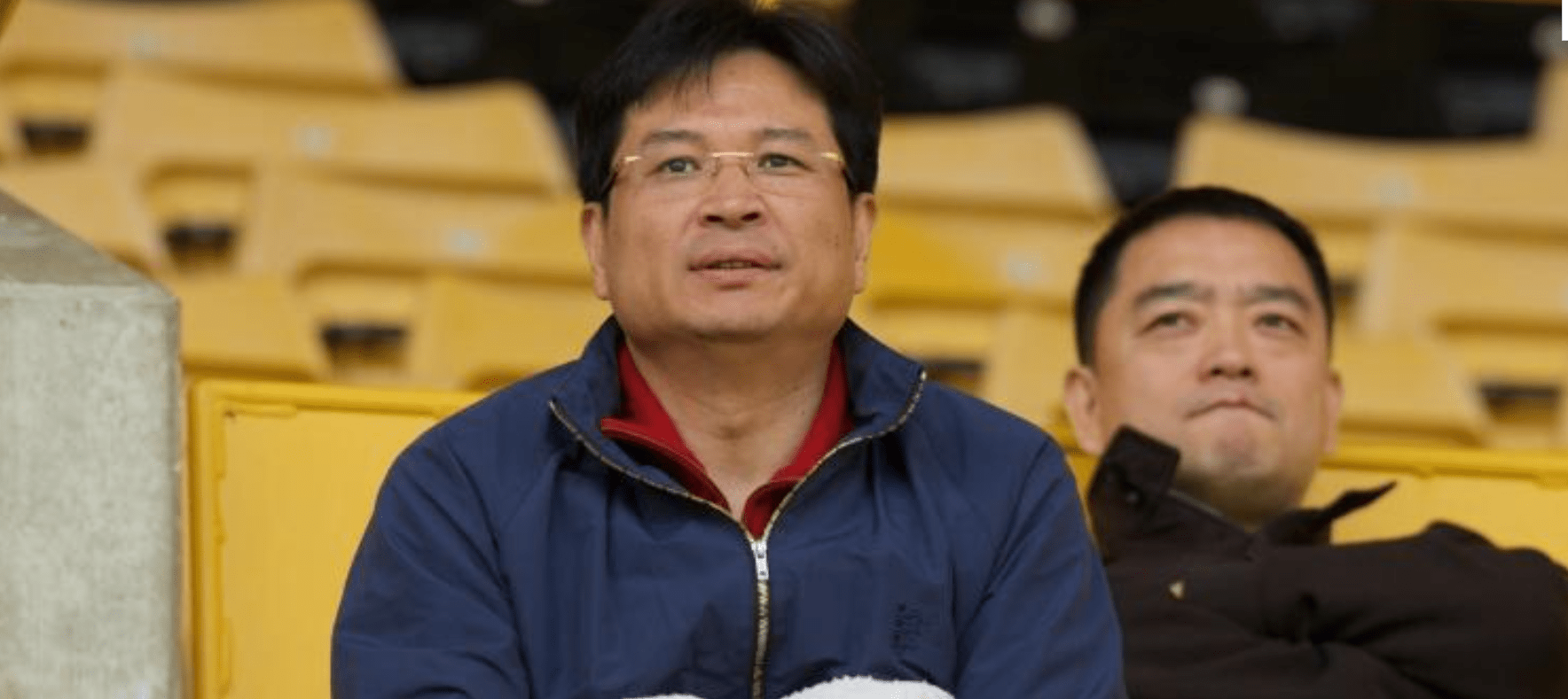 曾抱着王燊超唱歌_严俊_调查_海港