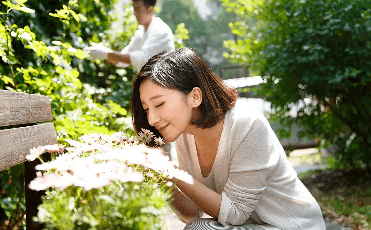 5,保持精神愉快,情志舒畅.