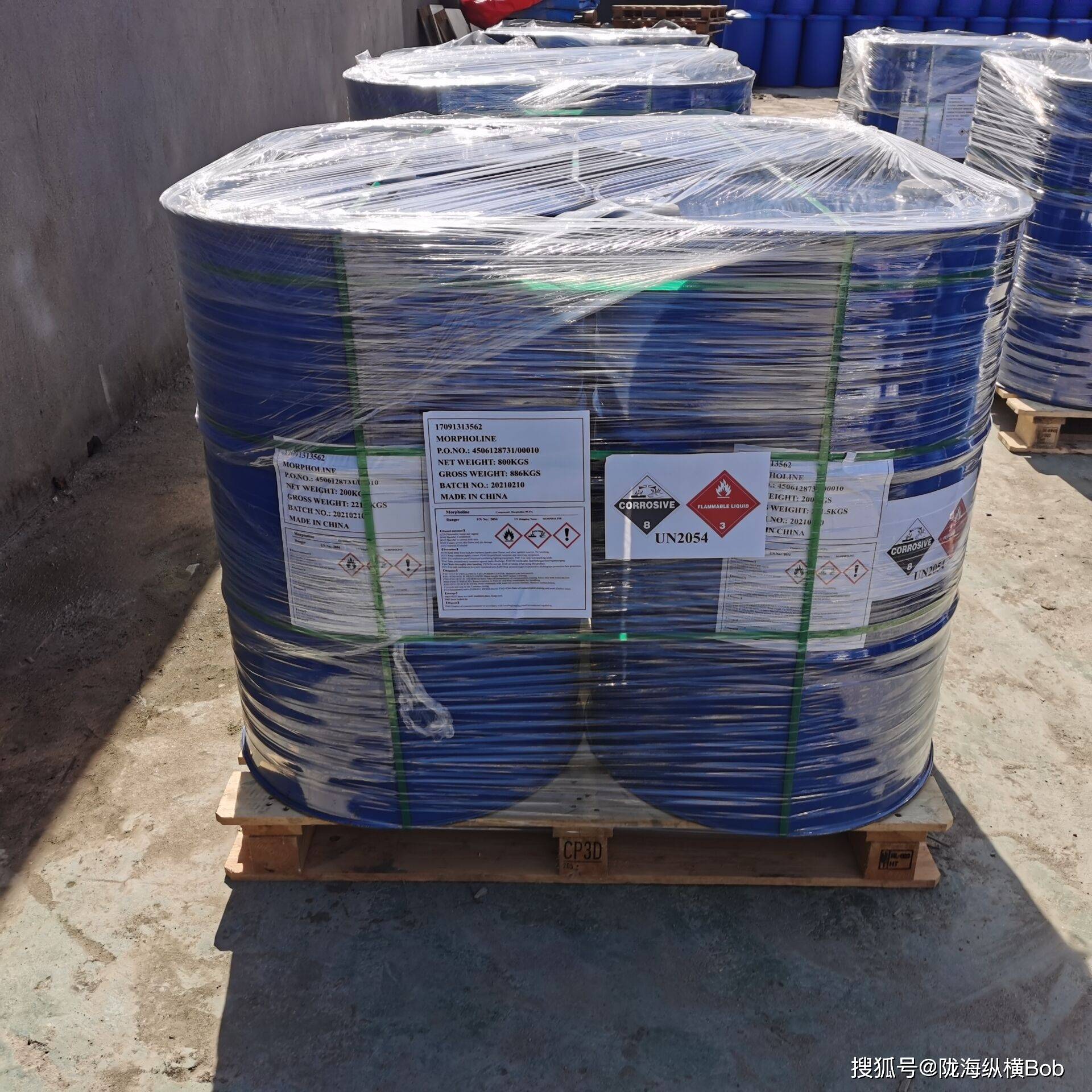 s-c海运出口必须且只能按照危险品来操作,提前10-15天订舱,遇到爆仓的