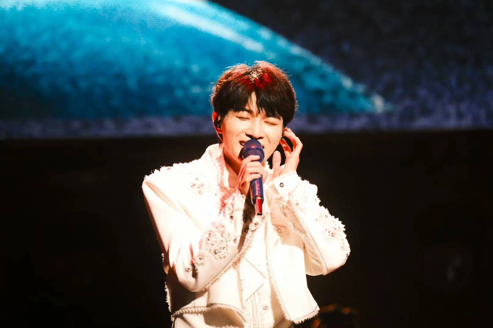 周深北京演唱会歌单揭秘,原唱翻唱单曲ost,哪个才是你的菜?