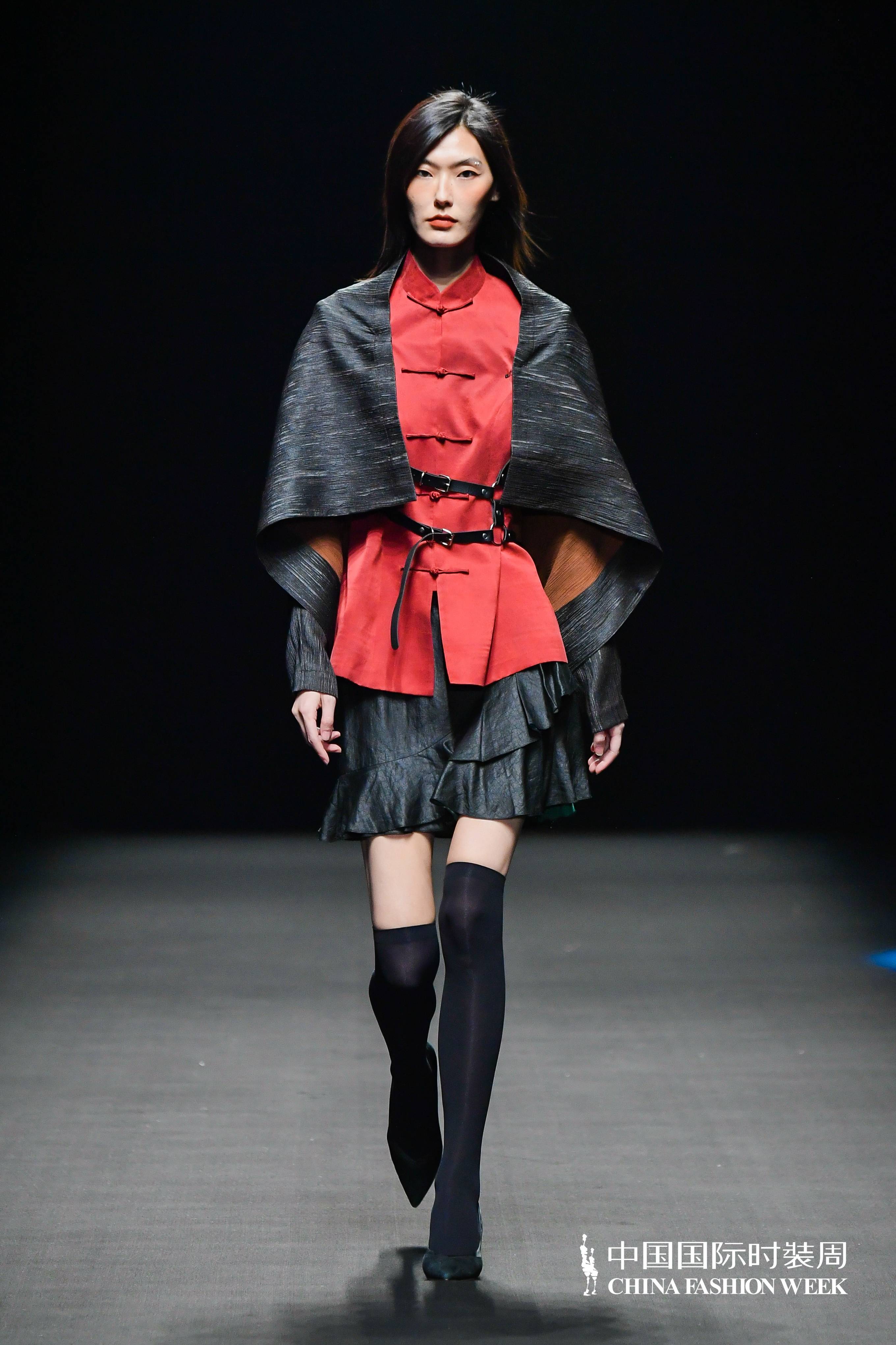 南沙榄核香云纱:为非遗注入新生命_中国_榄核镇_传统