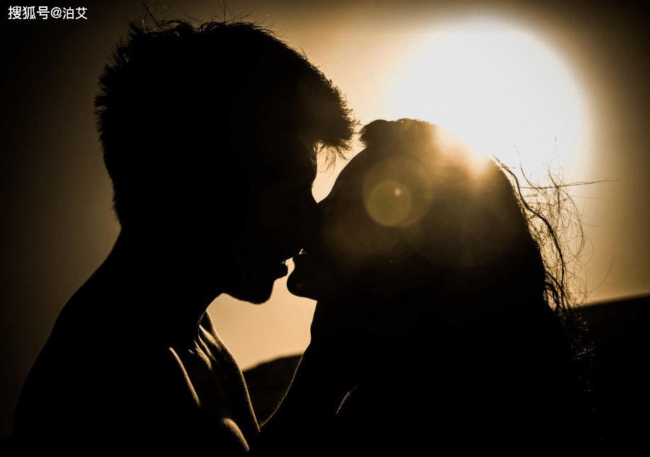 无性的婚姻超脱了尘世的欲望和诱惑_双方_夫妻_身体