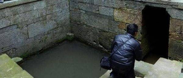 在清朝末年,英国都还曾在中国设立过水牢,专门用来囚禁和折磨犯人,数