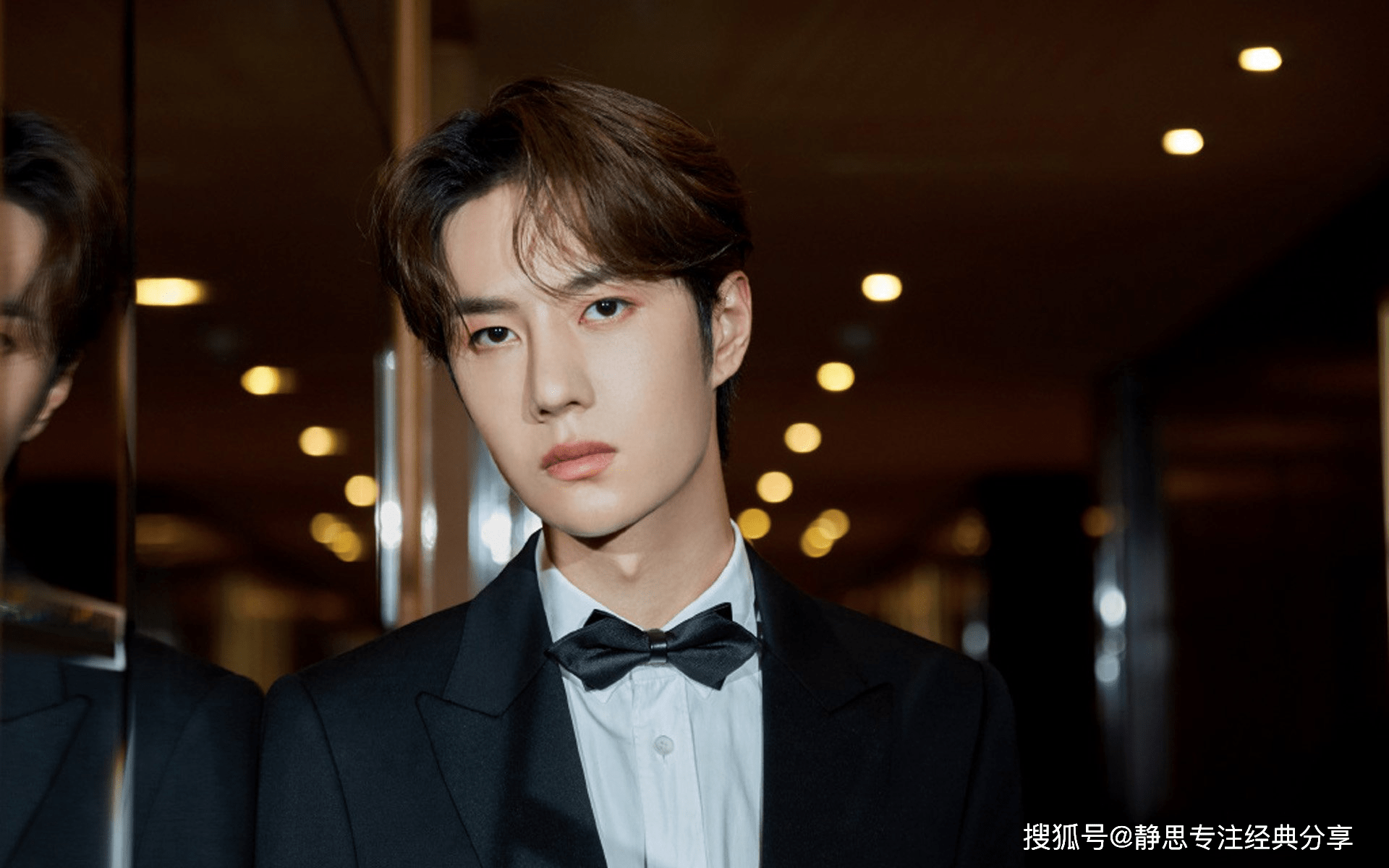 他是新浪微博年度男神还是雅马哈车队的业赛车手,"酷盖"王一博_组合