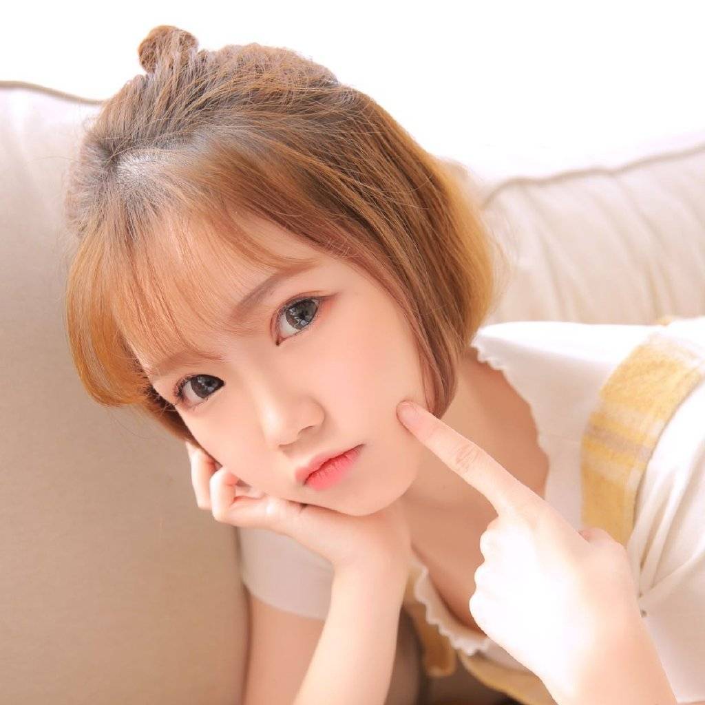 二次元世界的闪耀星辰——雪晴astra_作品_角色_文化